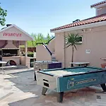 Paradise Standard 1 Daire
